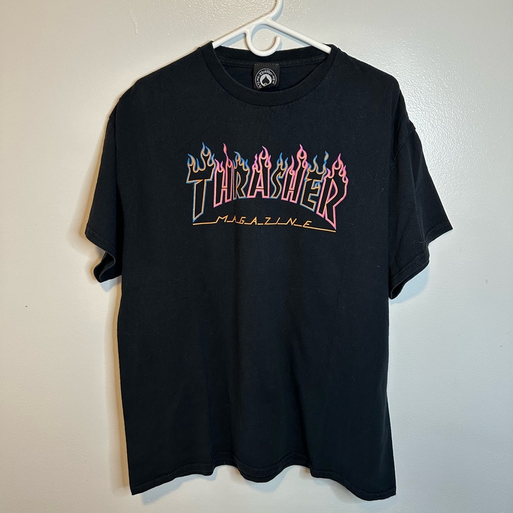 Men’s Graphic Tee Size XL